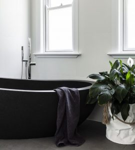 Autumn Freestanding Stone Bath by Pietra Bianca - view 2