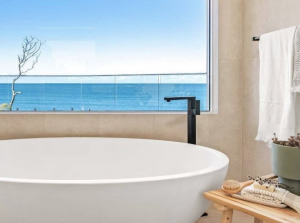 Pietra Bianca Maddison Freestanding Stone Bath - view 2