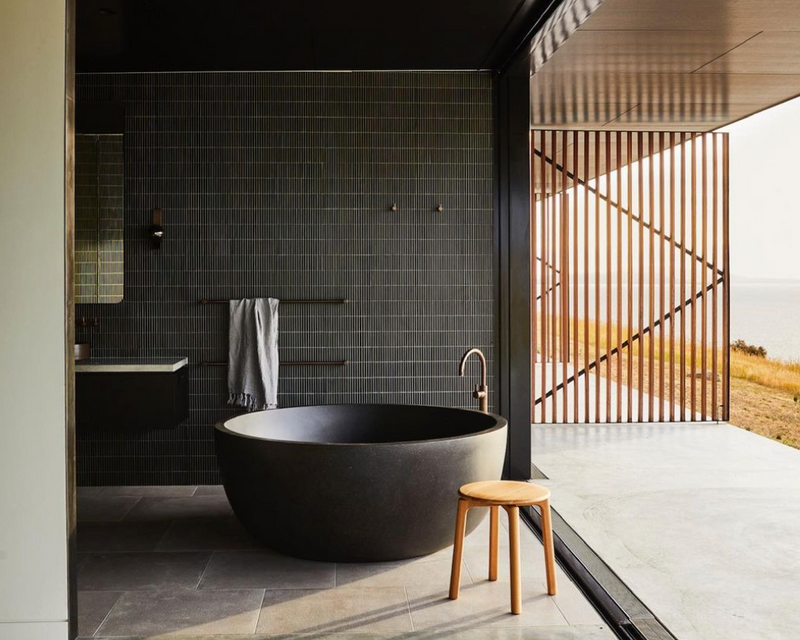 Pietra Bianca Romeo Freestanding Stone Bath - view 9